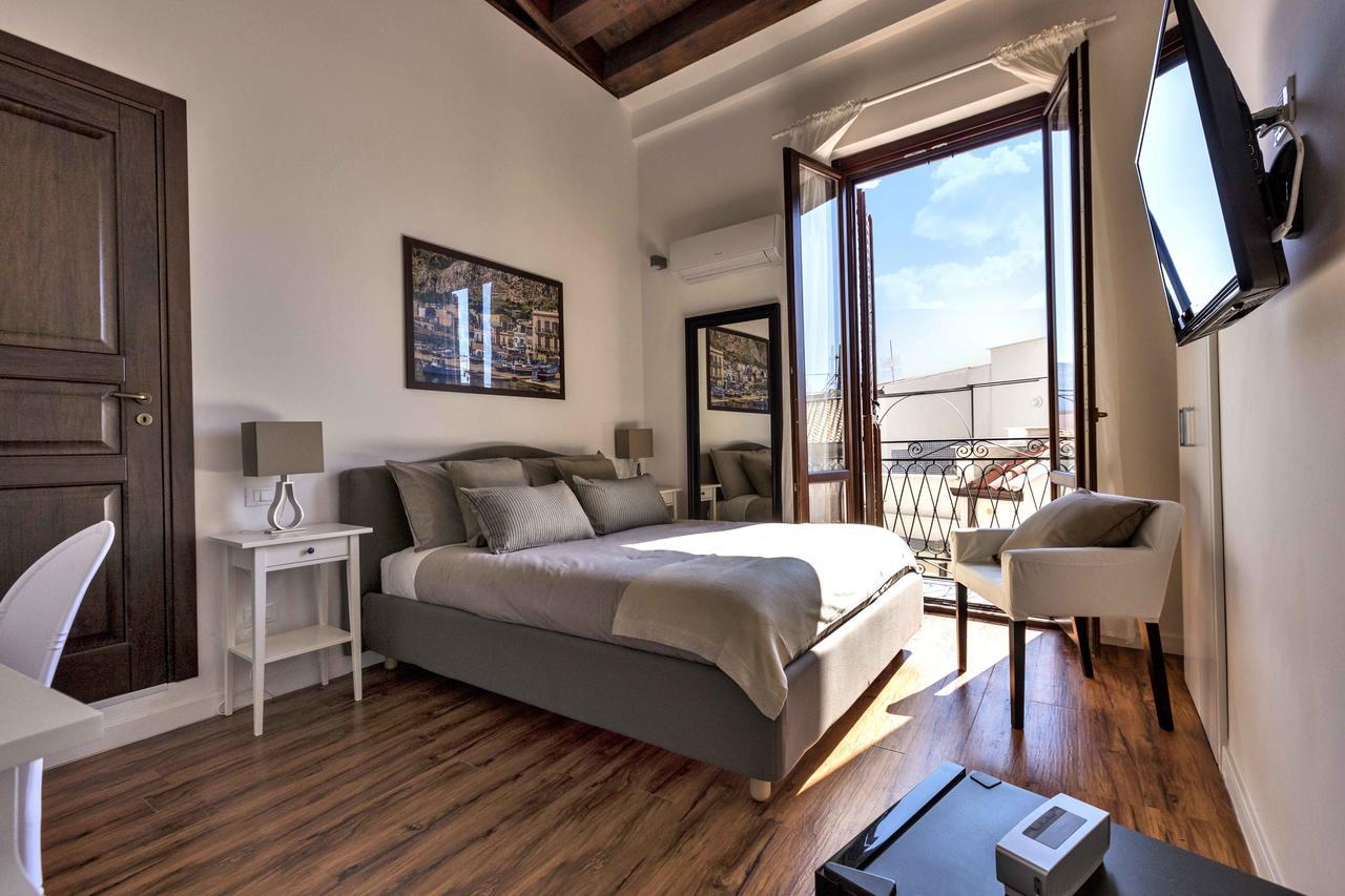 Casa Nostra B&B Palermo Dış mekan fotoğraf